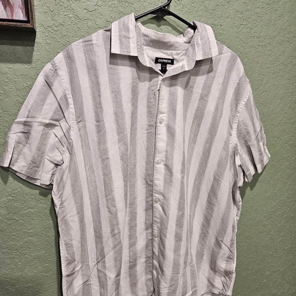 Mens Express White and Gray Button Down Casual Shirt Size XL